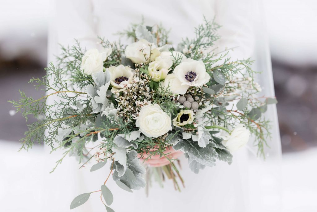 Winter deals wedding flowers